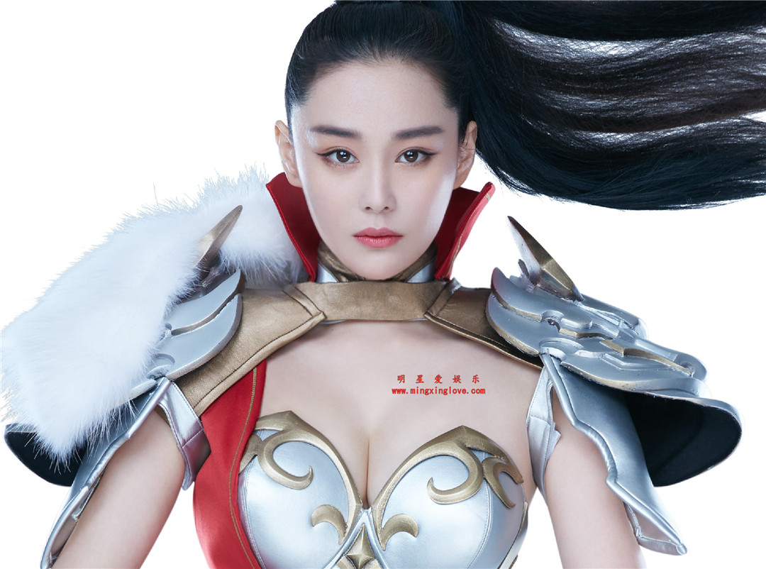 张馨予为某游戏拍摄的游戏宣传海报定妆照片,身穿游戏个职业装,爆乳装等,放大可看清肌肤纹理,高清4K分辨率原图下载-明星爱娱乐