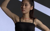 张碧晨为某运动品牌拍摄的宣传照花絮照片，吊带运动内衣等造型，放大可看清肌肤纹理，单张50M+，高清8K分辨率原图无修生图下载（至尊）