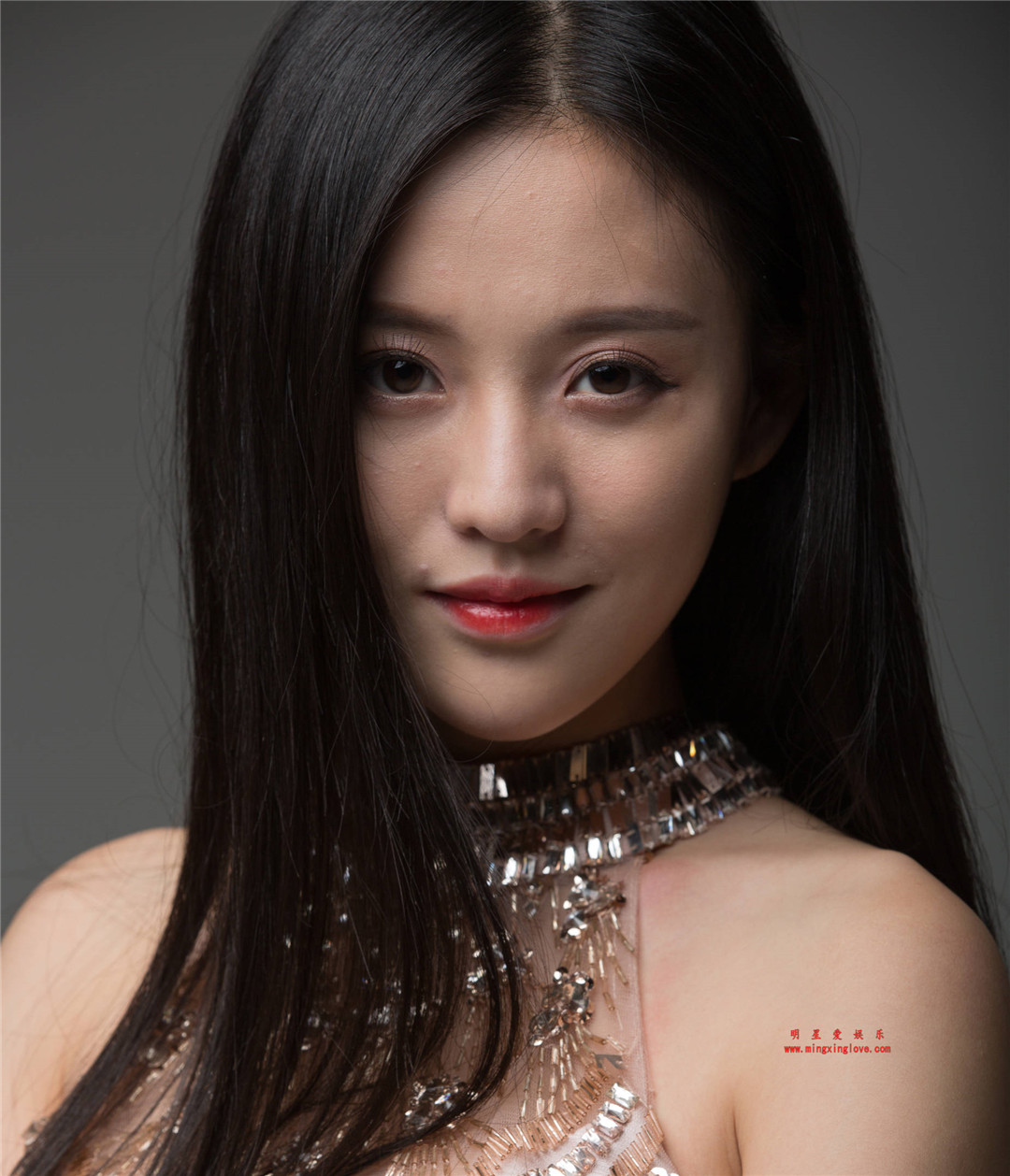综艺节目《hello 女神》各女神定妆照、现场花絮照片,高清4K分辨率原图无修生图下载-明星爱娱乐