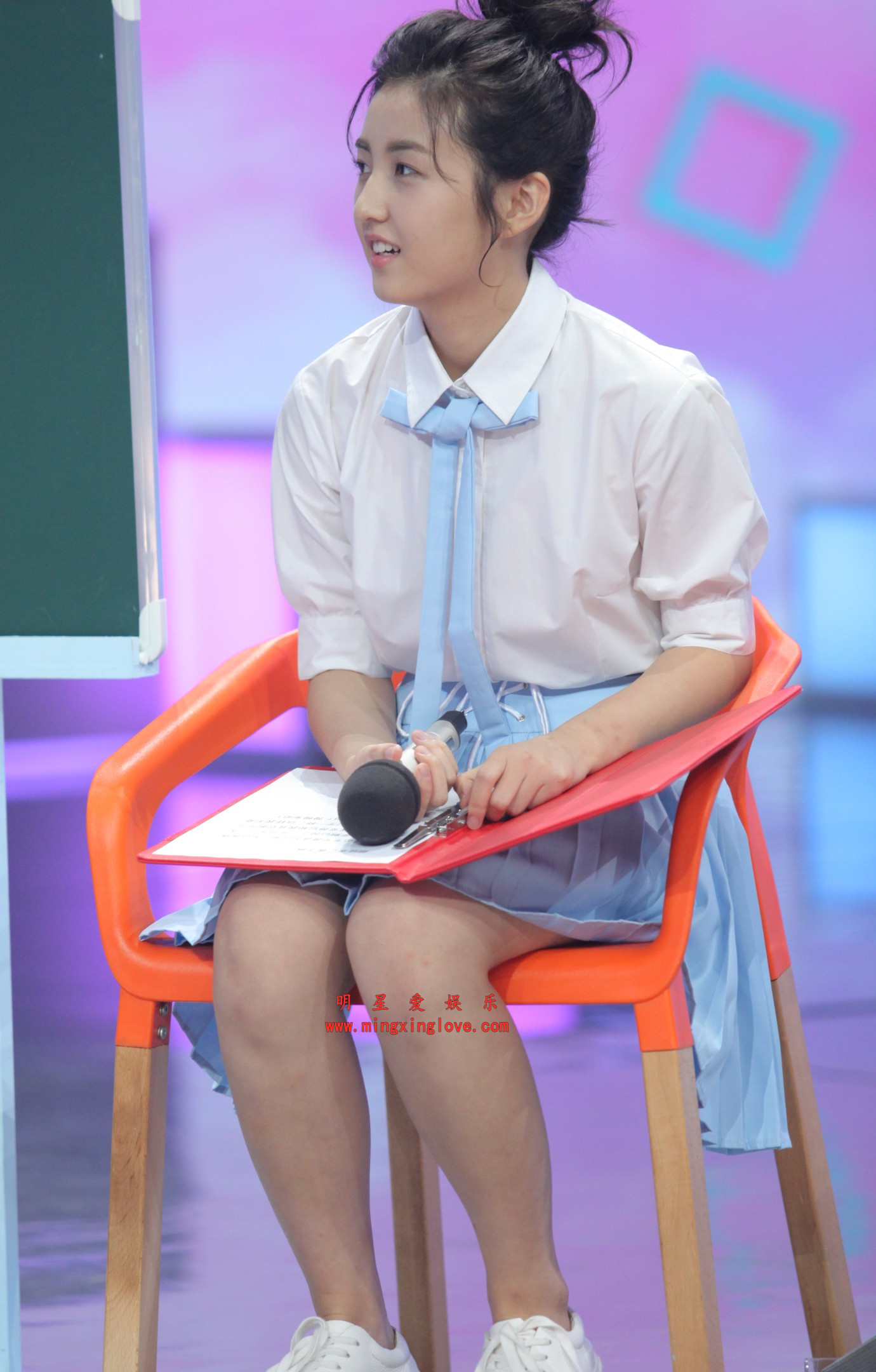 《快乐大本营》李菲儿、宋茜、张子枫等专场,各种造型,高清4K分辨率原图无修生图下载(至尊)-明星爱娱乐