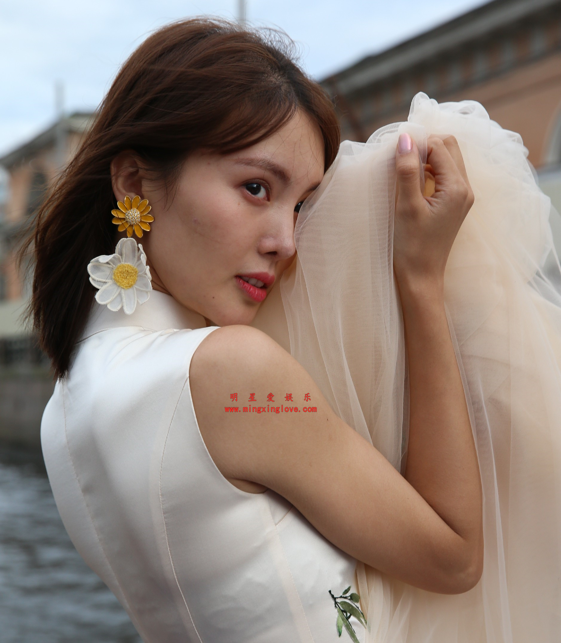 林志玲、金晨、张歆艺、马丽综艺节目《旅途的花样》花絮照片,性感露胸、光脚高跟等造型,放大可看清肌肤纹理,高清4K分辨率原图无修生图下载(至尊)-明星爱娱乐