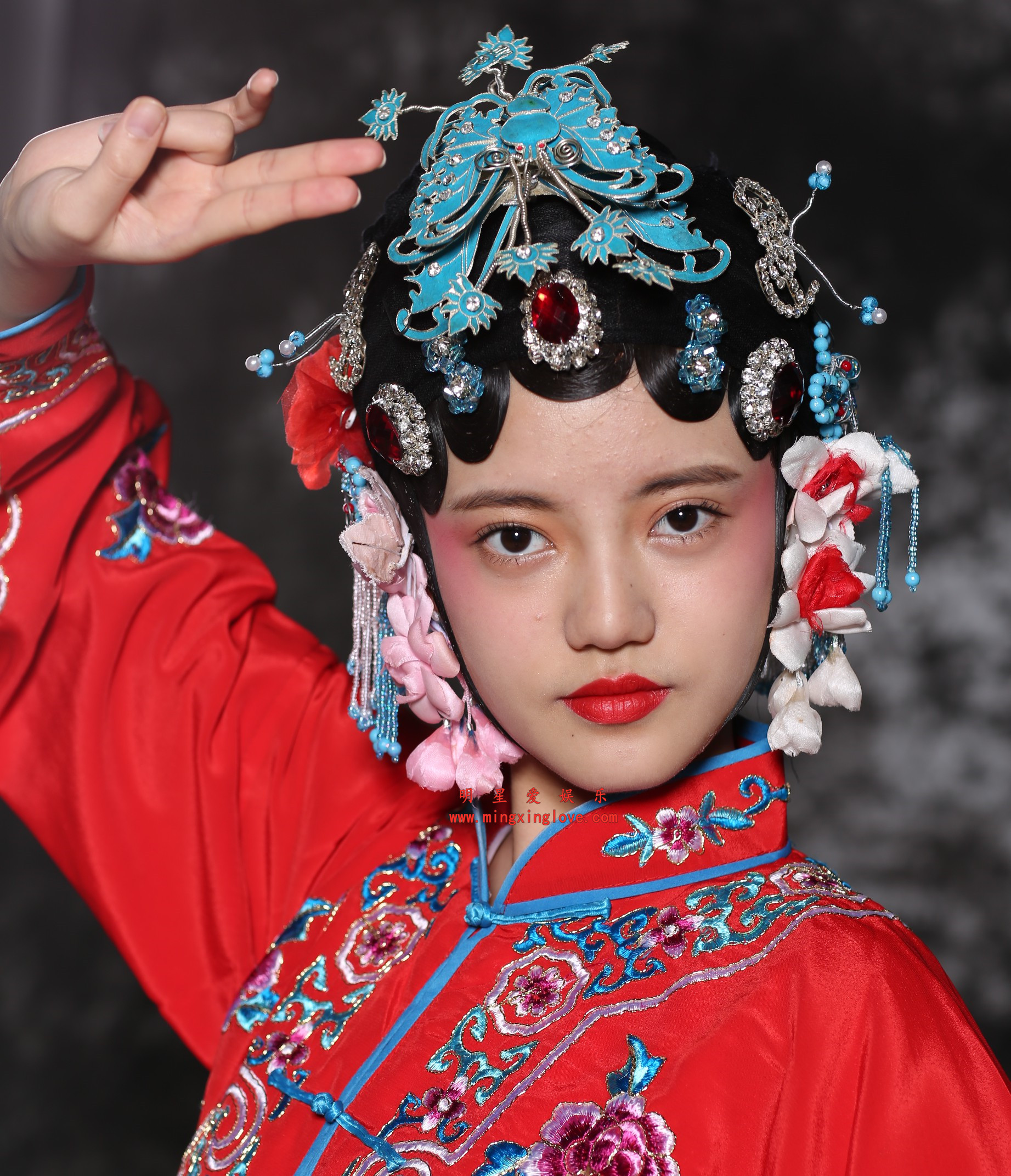 孙珍妮、许佳琪、黄婷婷、赵粤、冯薪朵定妆花絮照片,京剧造型,放大可看清肌肤纹理,高清4K分辨率原图无修生图下载(至尊)-明星爱娱乐