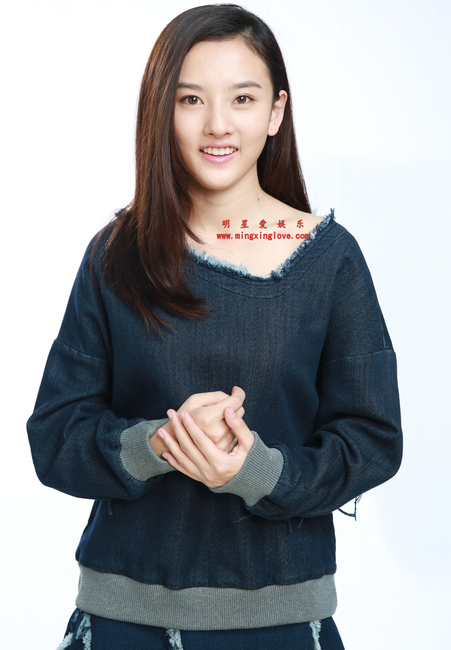 宋祖儿某电视剧定妆照花絮照片,性感短裙美腿等剧中多种造型,高清4K分辨率原图无修生图下载(至尊)-明星爱娱乐