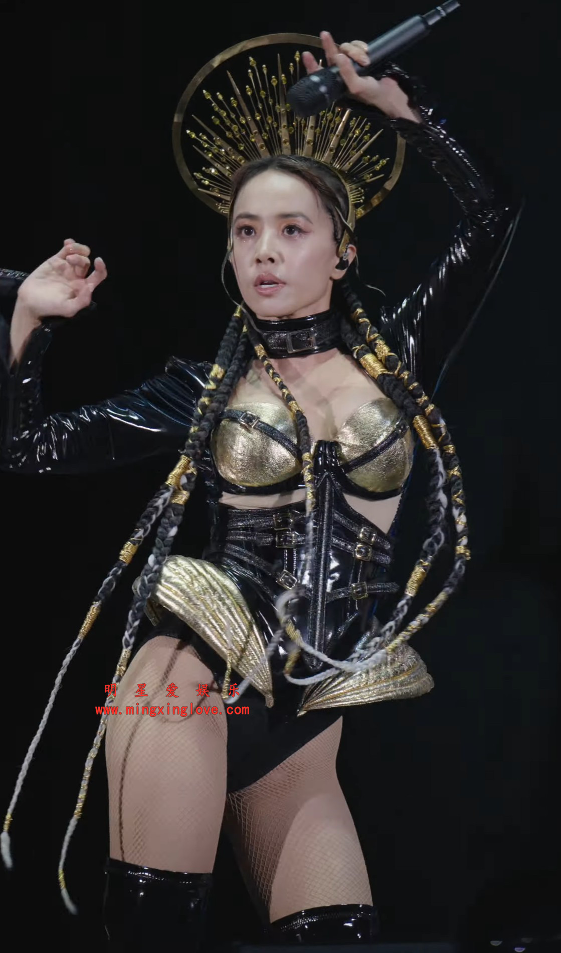 【视频系列】蔡依林演唱会直拍视频，性感渔网袜美臀、露胸，高清4K60fps分辨率原视频下载（至尊）-明星爱娱乐