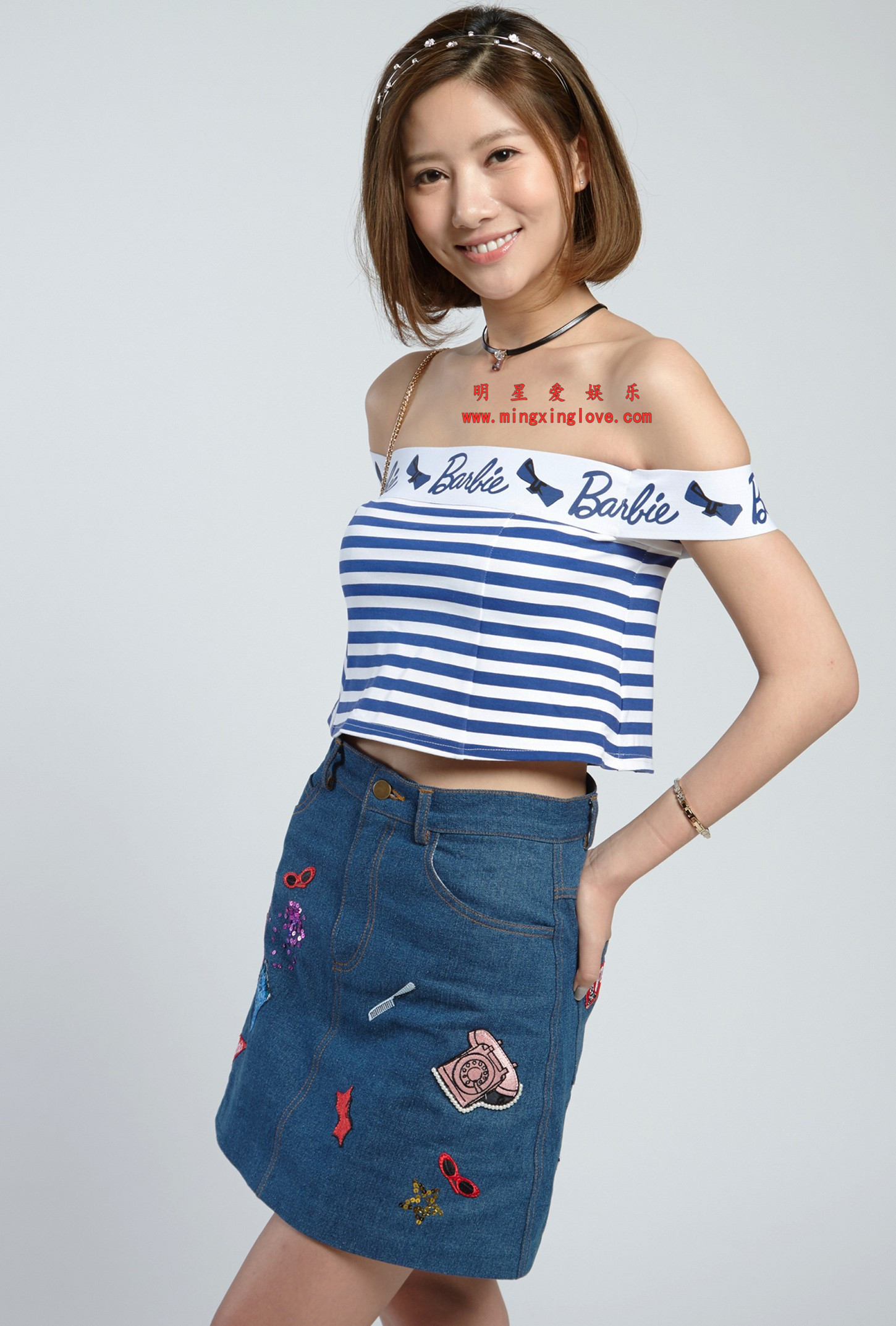 吴优某电视剧定妆照拍摄花絮照片,性感露肩、短裙美腿等剧中多种造型,高清4K分辨率原图无修生图下载(至尊)-明星爱娱乐